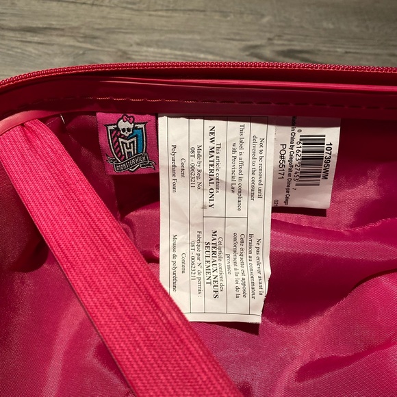 2013 Monster High Rolling Luggage Carry On - Picture 7 of 8